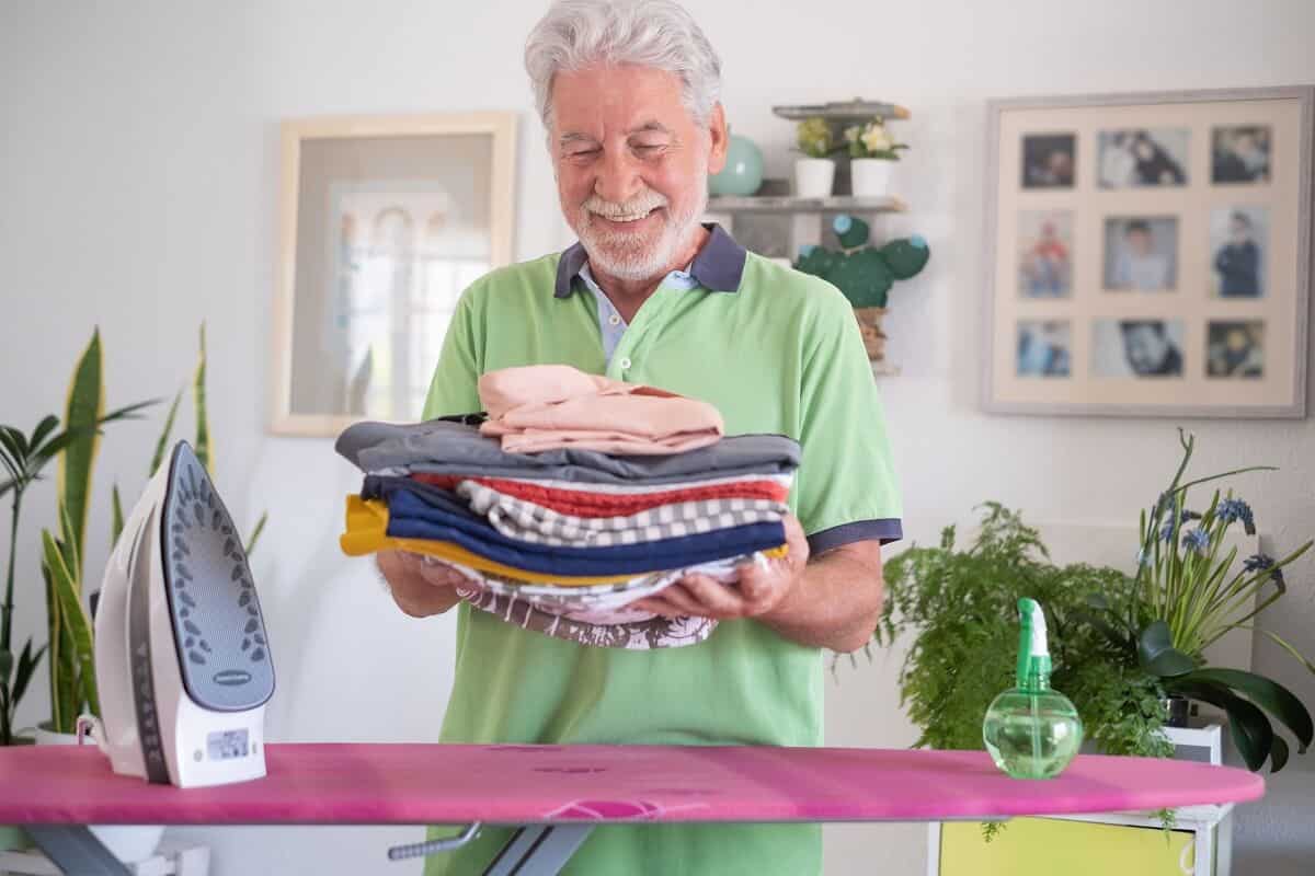 Senior_Care_Facility_Laundry_Services_for_Safety_and_Savings